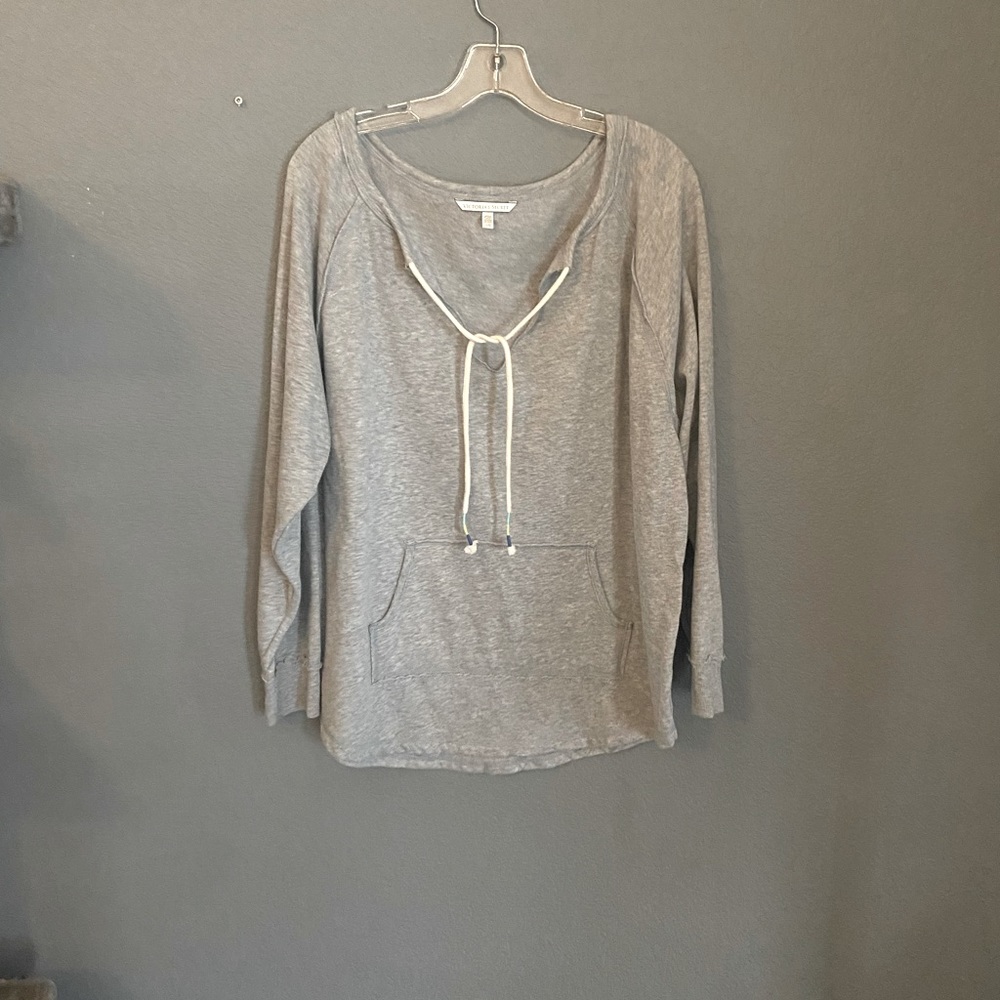 VS grey sweatshirt